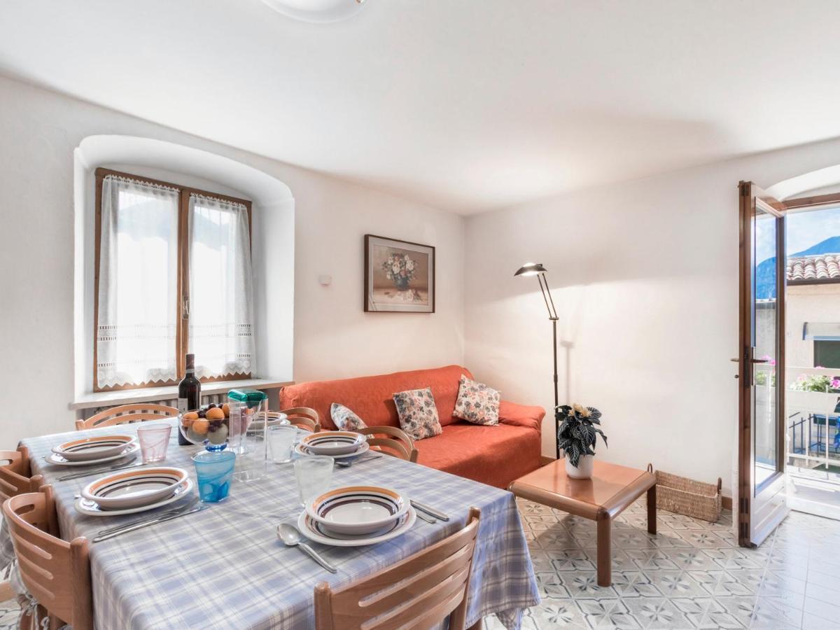 Corte Faliva Brenzone sul Garda Luaran gambar