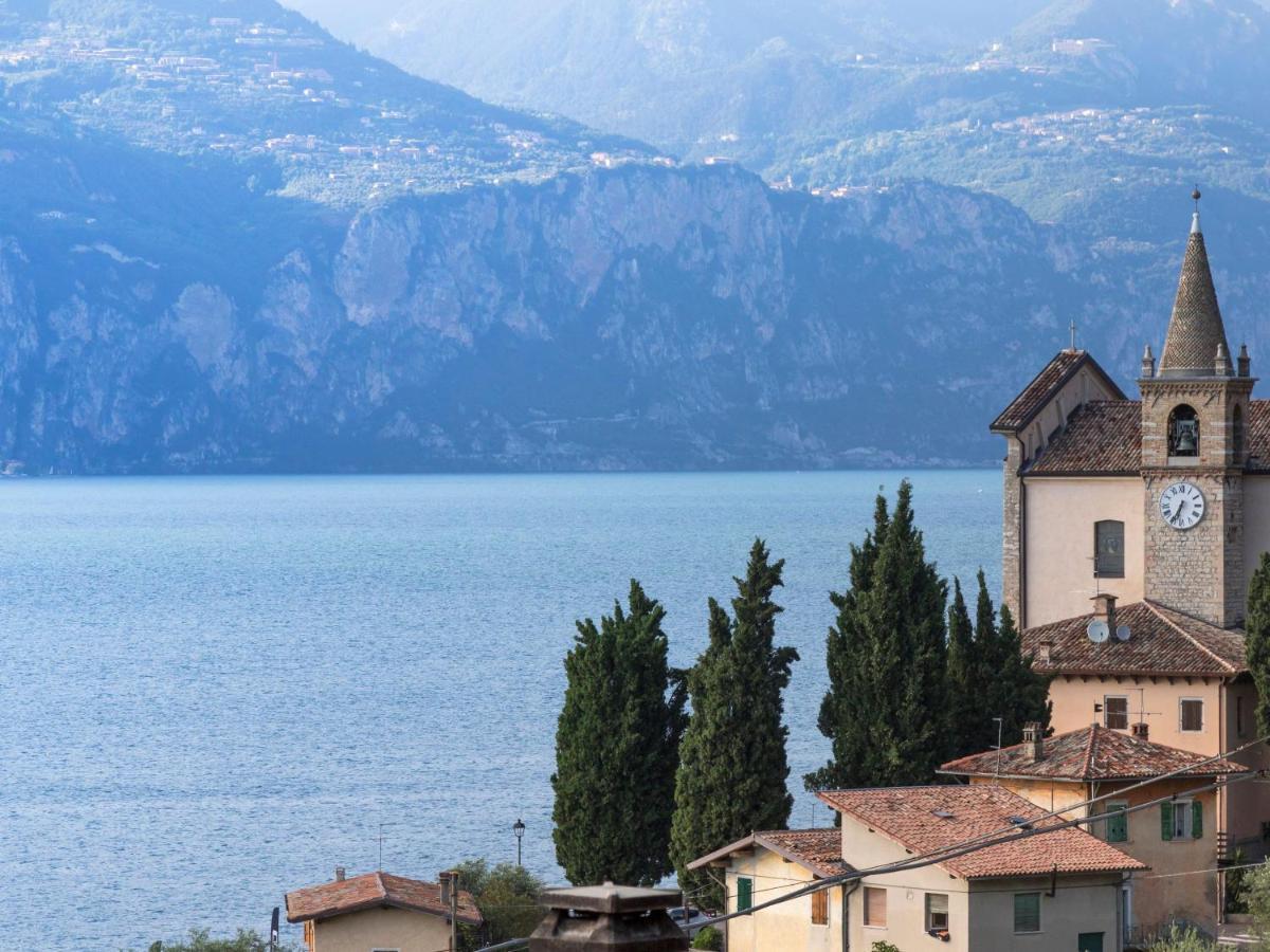 Corte Faliva Brenzone sul Garda Luaran gambar