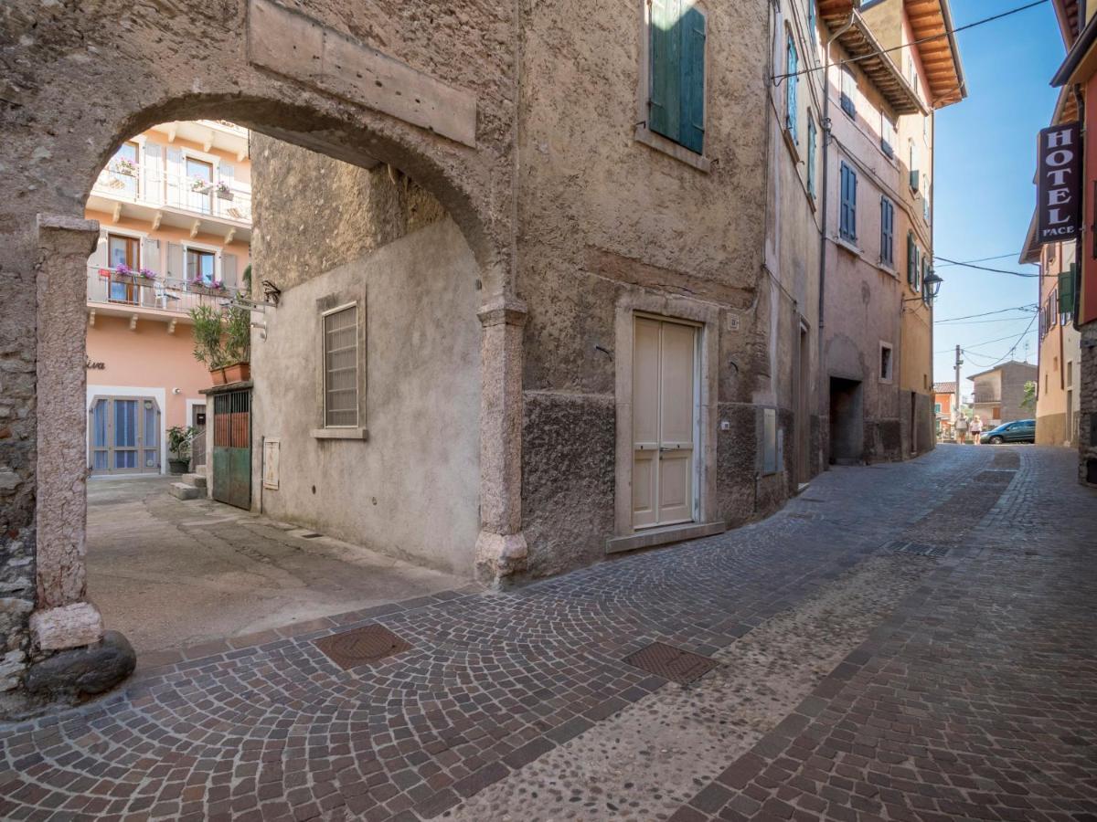 Corte Faliva Brenzone sul Garda Luaran gambar
