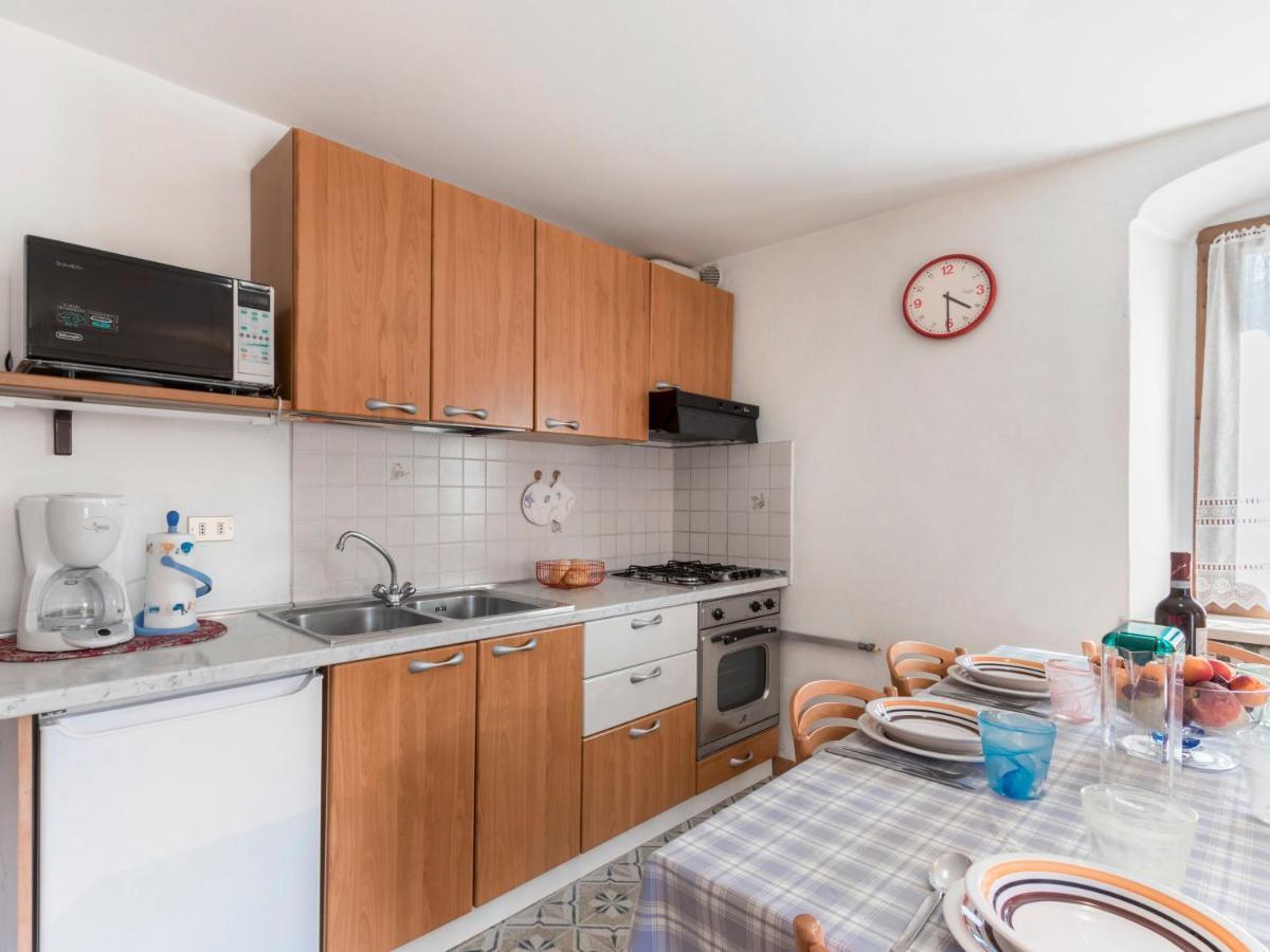 Corte Faliva Brenzone sul Garda Luaran gambar