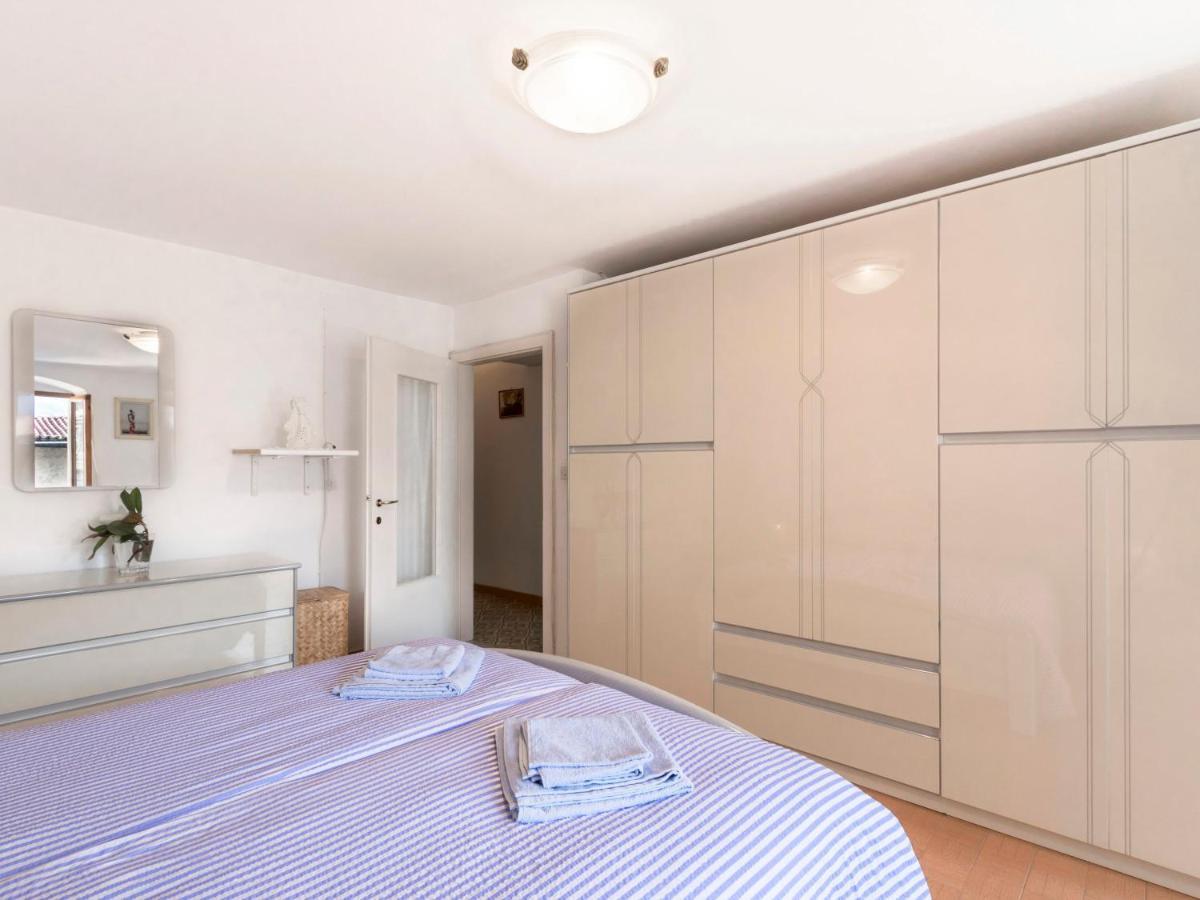 Corte Faliva Brenzone sul Garda Luaran gambar